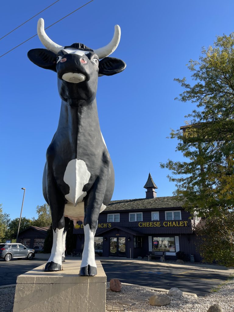 Ehlenbach's Cheese Chalet and Sissy the cow statue